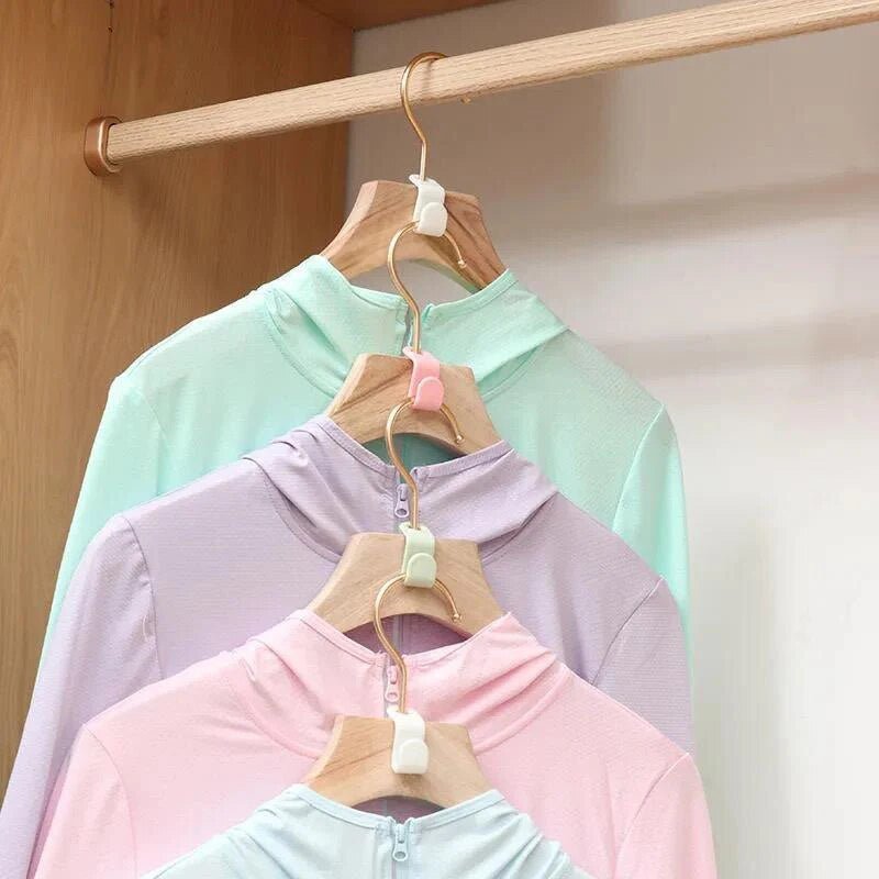 Maximizar o espaço do armário com ganchos de ligação para cabides - Innovoda