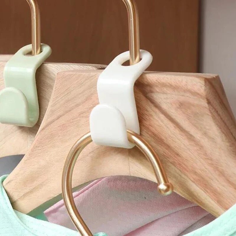 Maximizar o espaço do armário com ganchos de ligação para cabides - Innovoda